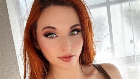 amouranth chupando|Videos Tagged with Amouranth Porn